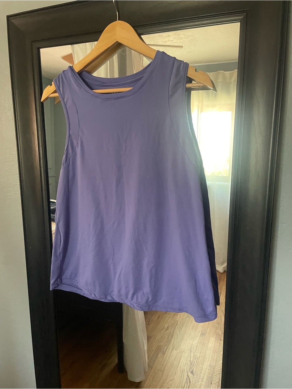 Women’s Purple Sleeveless Active Tank Top